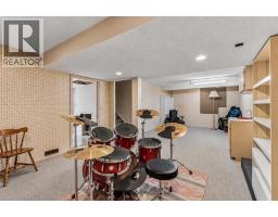 19 Woodbrook Road SW - photo 35