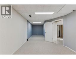 19 Woodbrook Road SW - photo 38