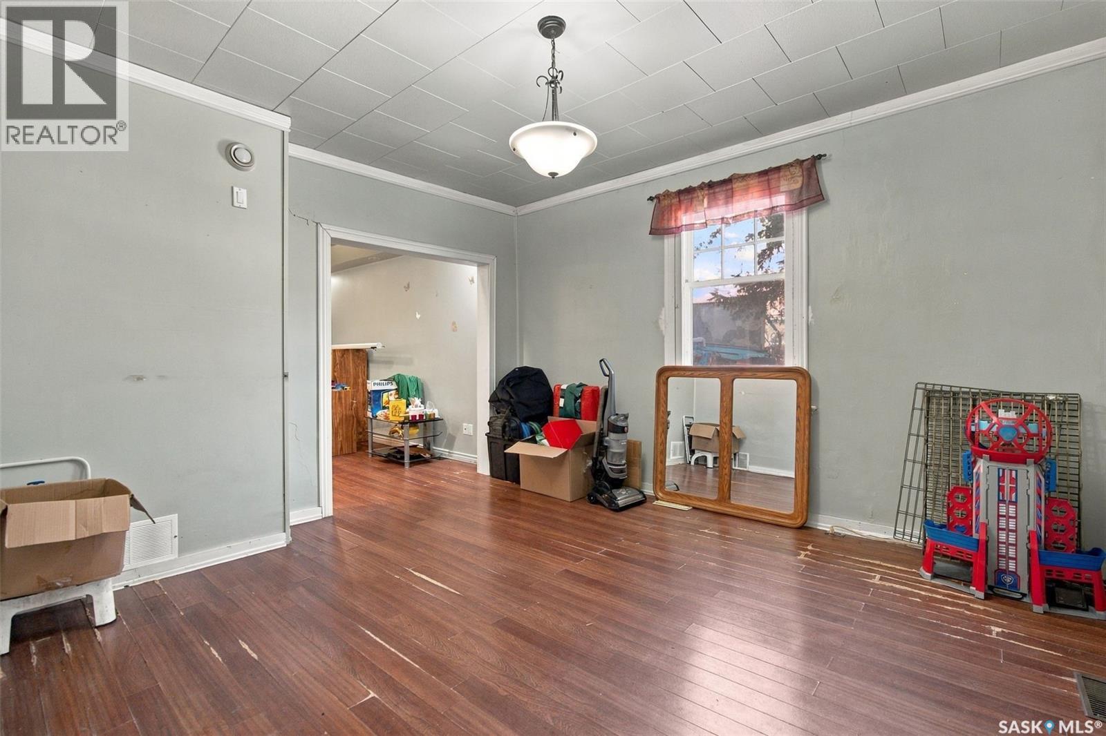 1371 Princess STREET - 11