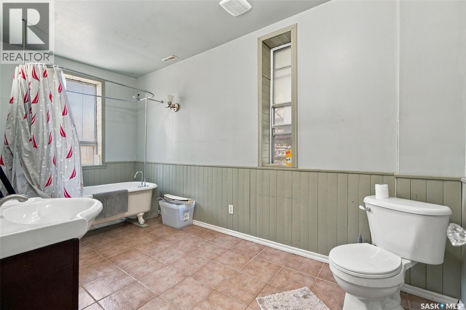 1371 Princess STREET - 19