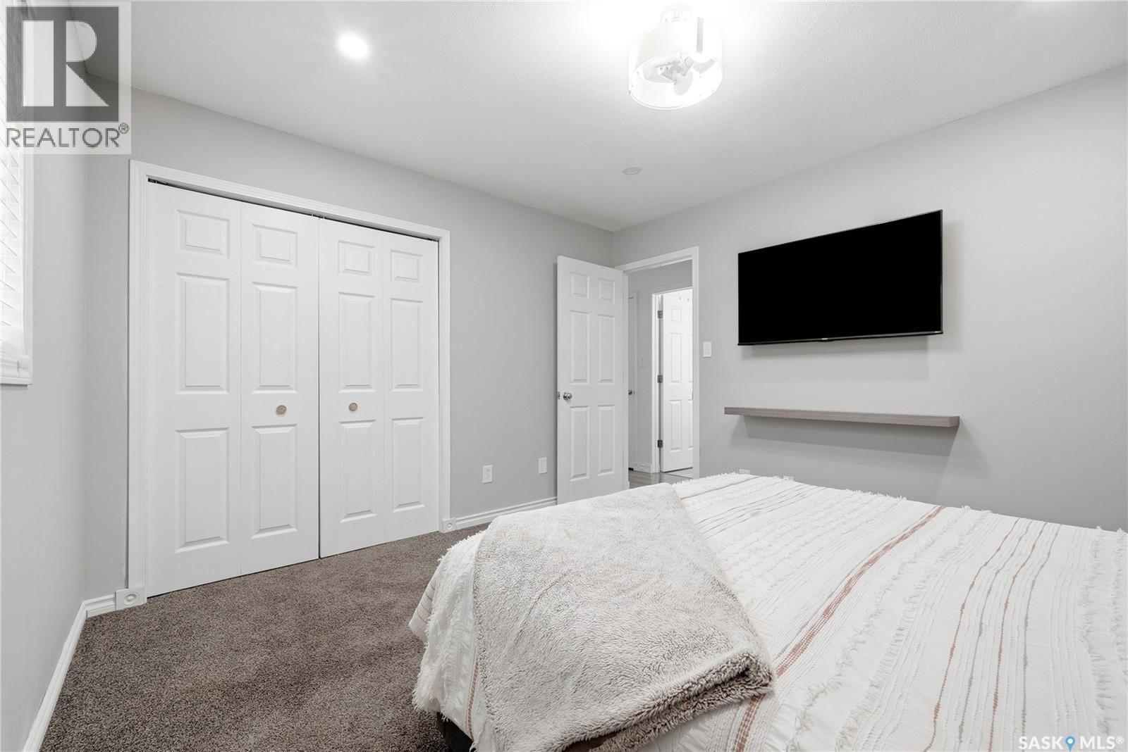 850 Erb BAY - 15
