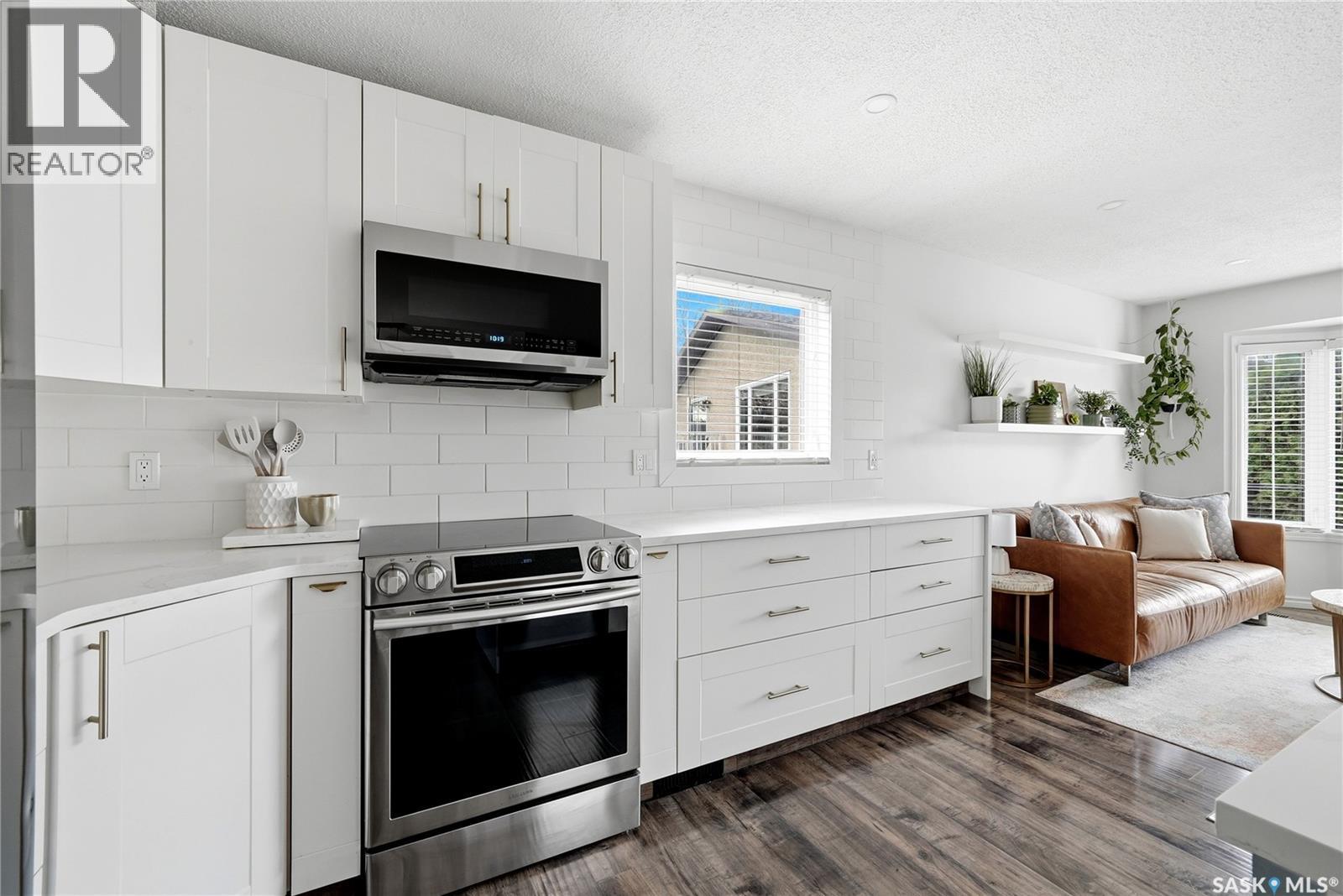 850 Erb BAY - 7