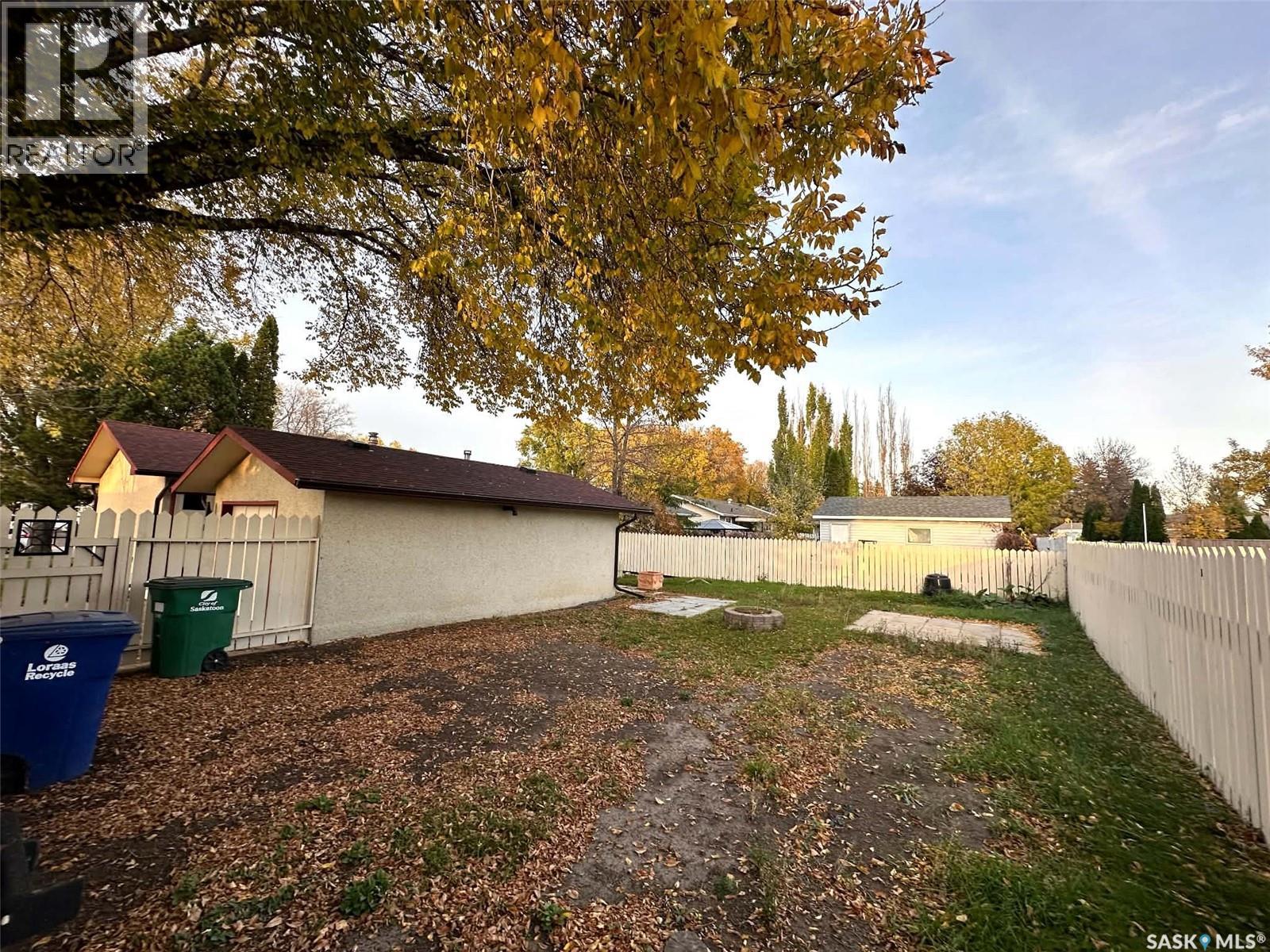 2145 37th STREET W - 73