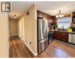 4pc Bathroom - 2145 37th Street W, Saskatoon, SK S7L4E6 Photo 12