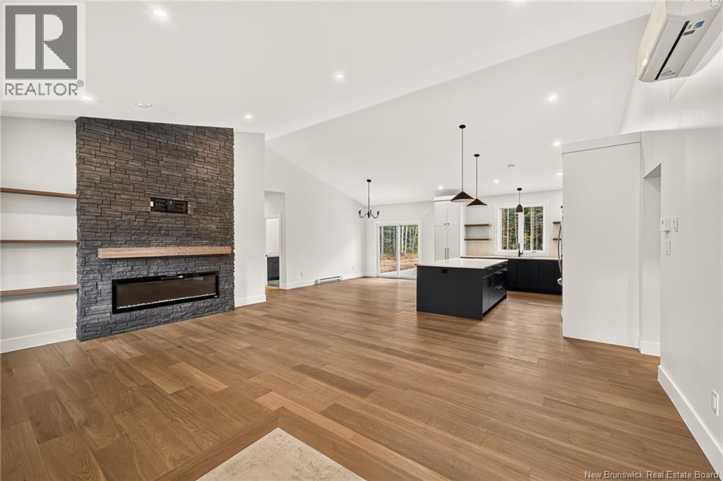 62 Maefield Street - 12