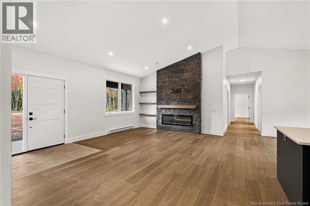 62 Maefield Street - 13