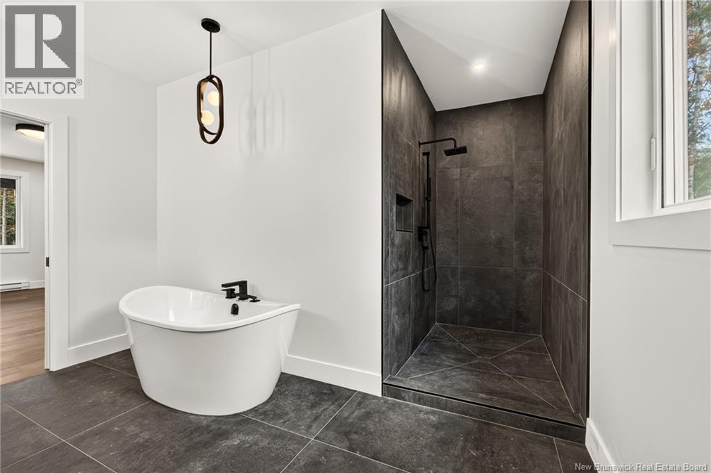 62 Maefield Street - 42