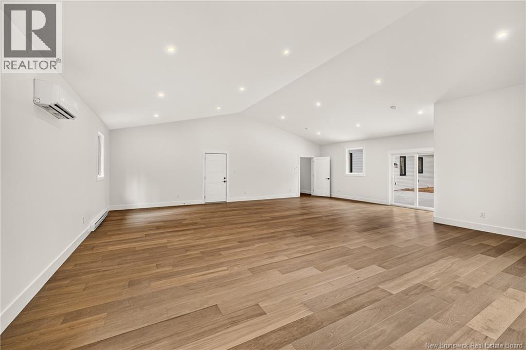 62 Maefield Street - 46