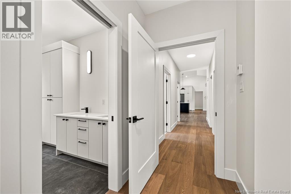 62 Maefield Street - 38