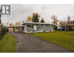 Living room of 3121 NECHAKO DRIVE · Prince George, BC