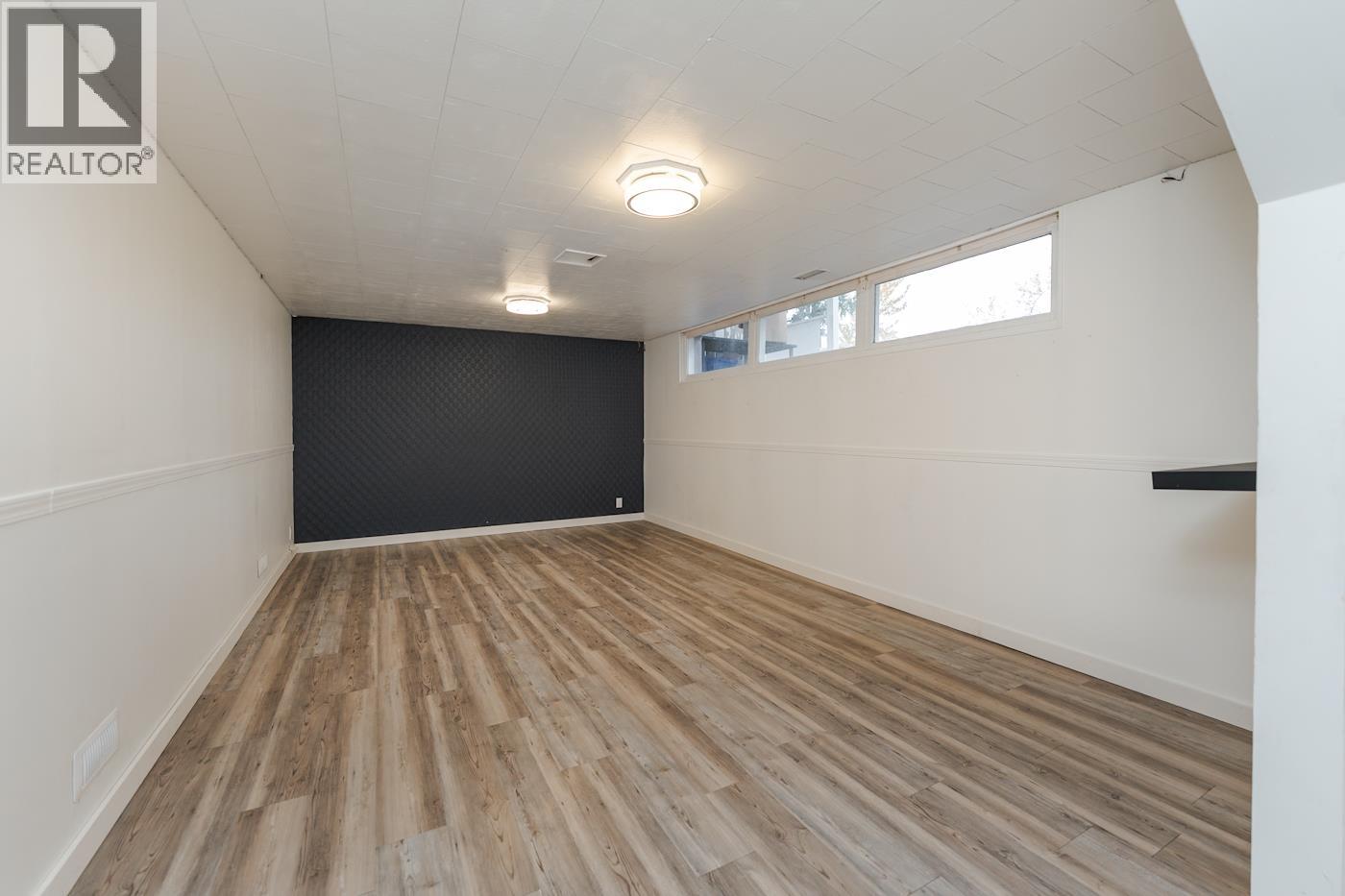3121 NECHAKO DRIVE - 33