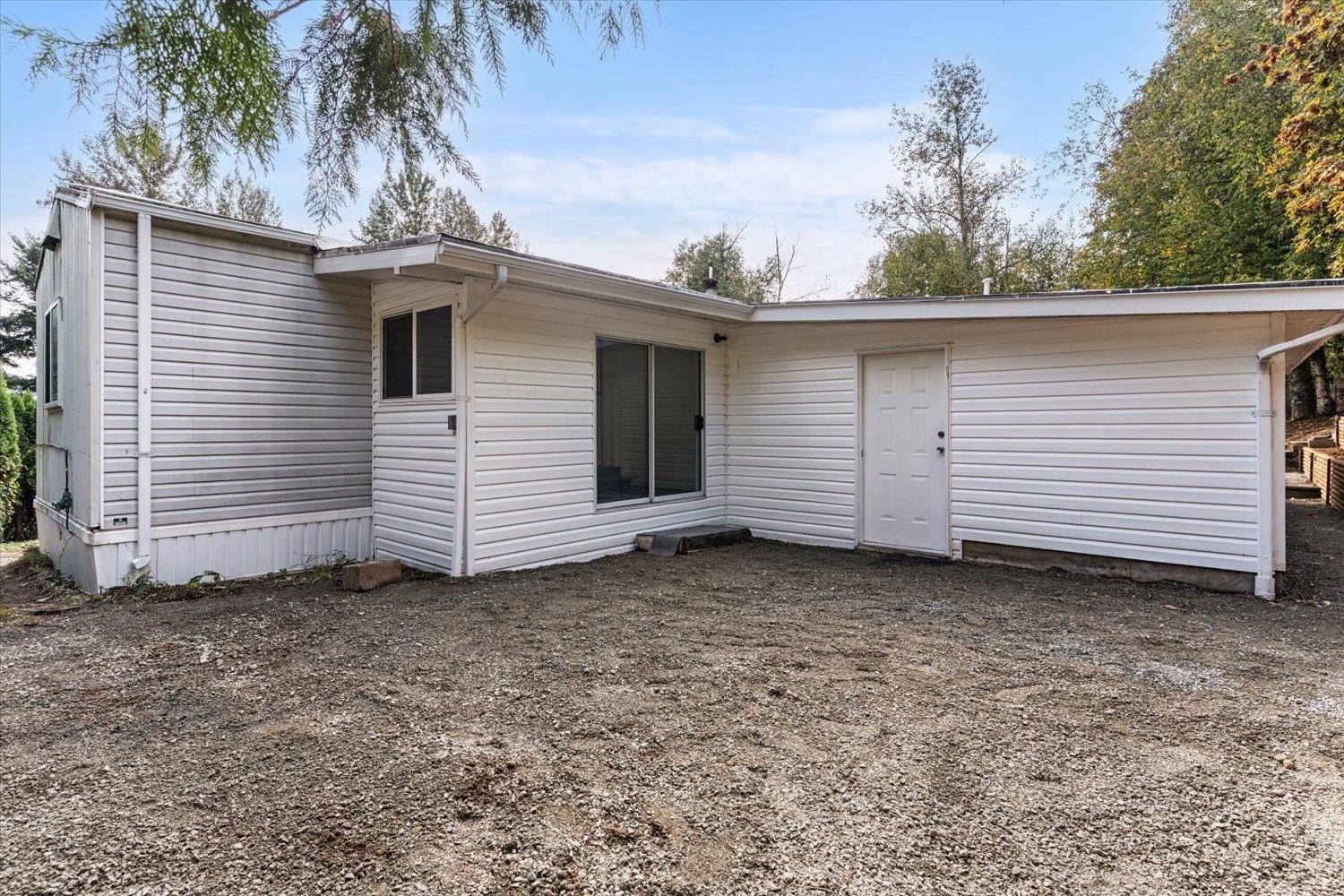 106 43201 LOUGHEED HIGHWAY, Mission - Image 1