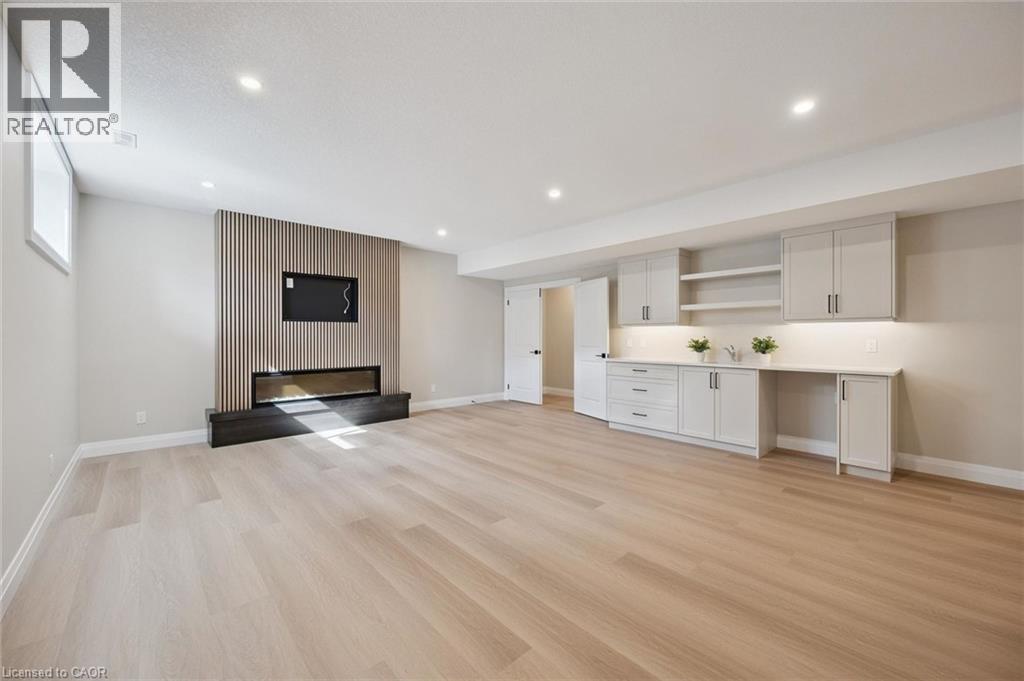 79 SOUTH PARKWOOD Boulevard - Image 24
