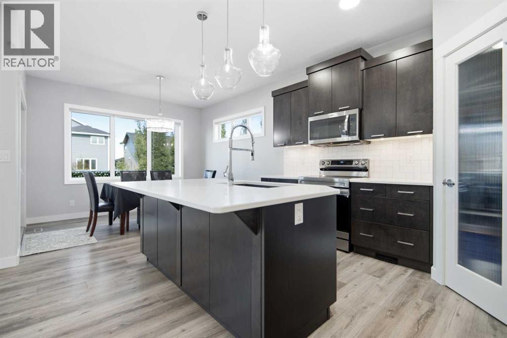 Listing photo – 61 Lindman Avenue, Red Deer