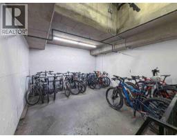 3302, 24 Hemlock Crescent SW - photo 35