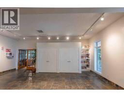 3302, 24 Hemlock Crescent SW - photo 25