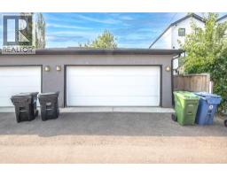 464 29 Avenue NW - photo 44