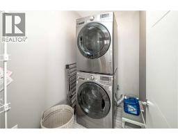 464 29 Avenue NW - photo 32