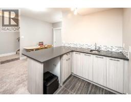 464 29 Avenue NW - photo 37