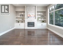 464 29 Avenue NW - photo 3