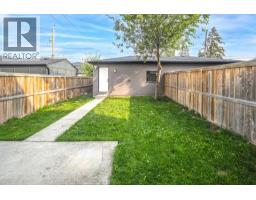 464 29 Avenue NW - photo 43