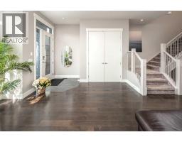 464 29 Avenue NW - photo 19