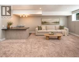 464 29 Avenue NW - photo 33