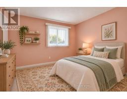 2151 Pineview Drive, Oakville, ON L6H5M3 Photo 37