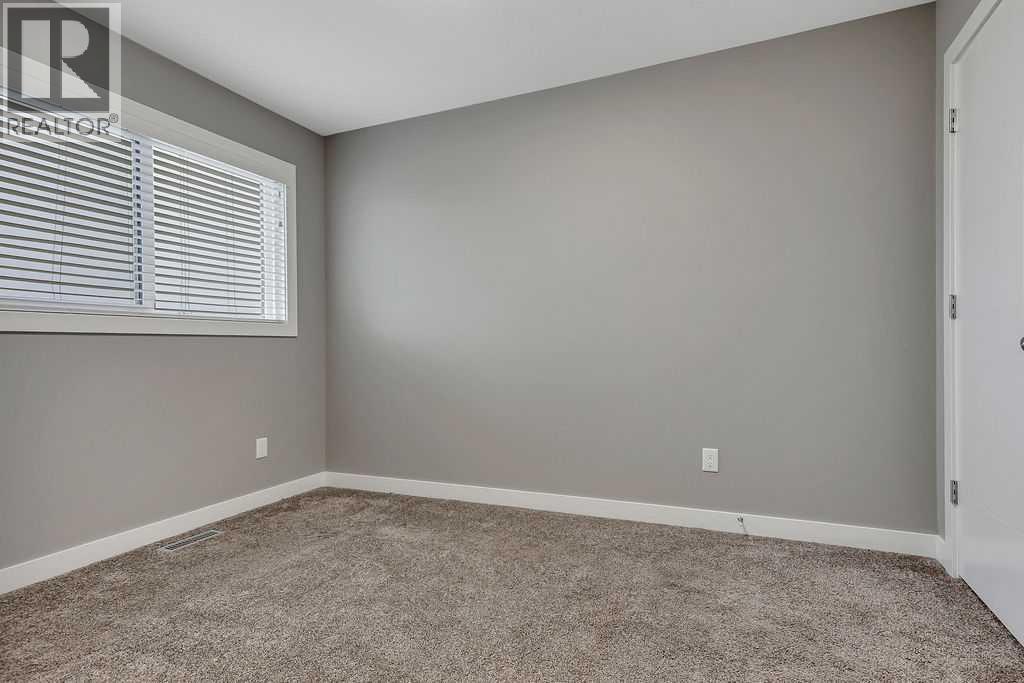 Listing photo – 63 Palmer Circle, Blackfalds