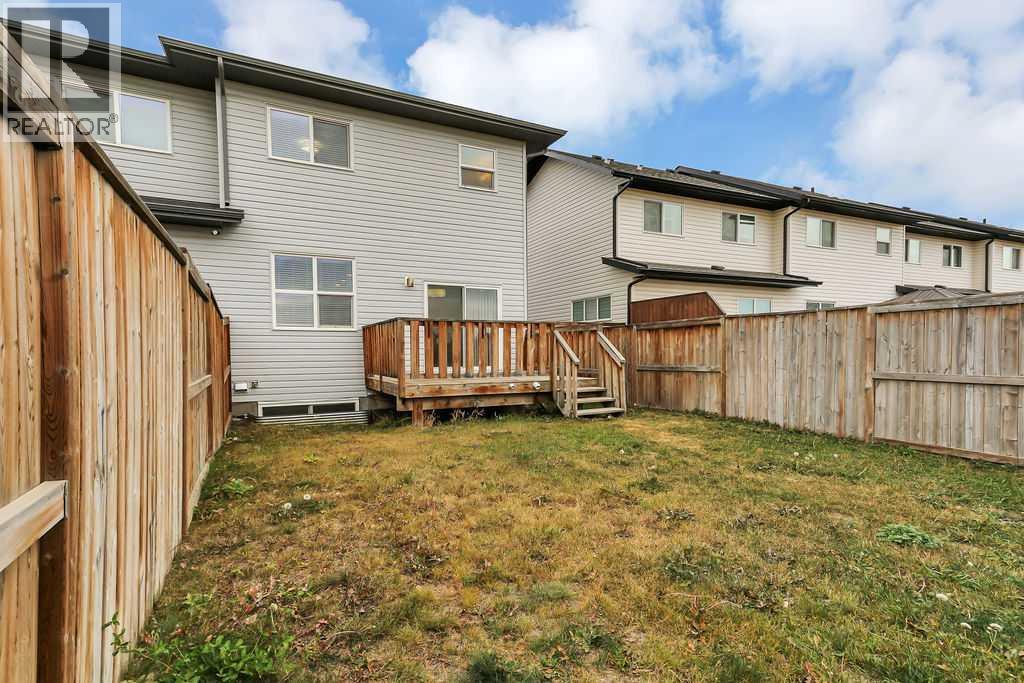 Listing photo – 63 Palmer Circle, Blackfalds