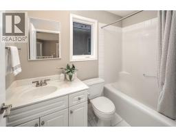 79 Hamptons Heights NW - photo 40