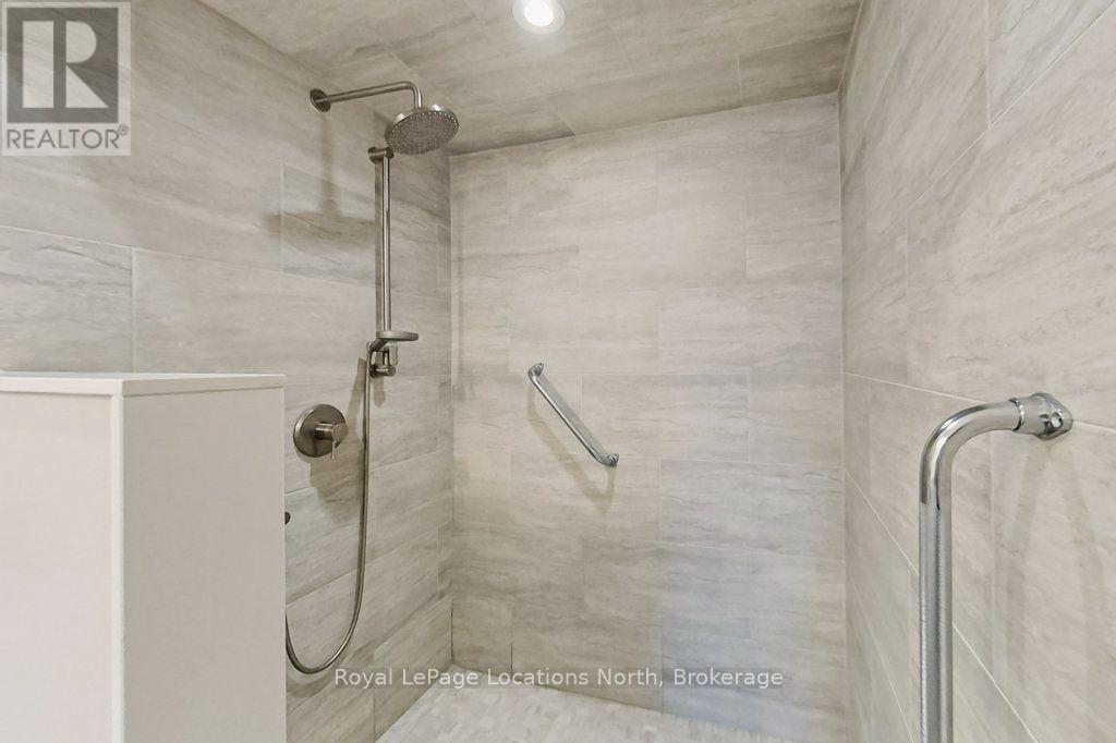 52 Thomas Drive — photo 26