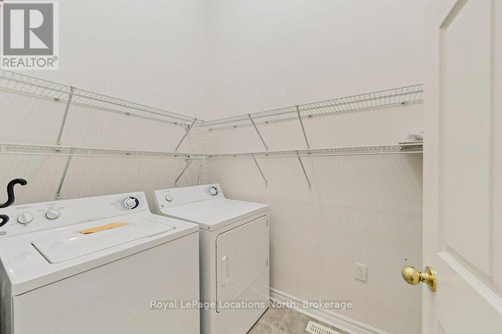 52 Thomas Drive — photo 32