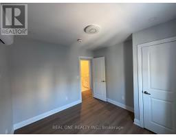 Laneway House - 90 Douglas Avenue, Toronto, ON M5M1G5 Photo 10