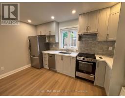 Laneway House - 90 Douglas Avenue, Toronto, ON M5M1G5 Photo 17