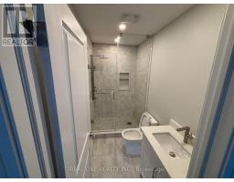 Laneway House - 90 Douglas Avenue, Toronto, ON M5M1G5 Photo 25