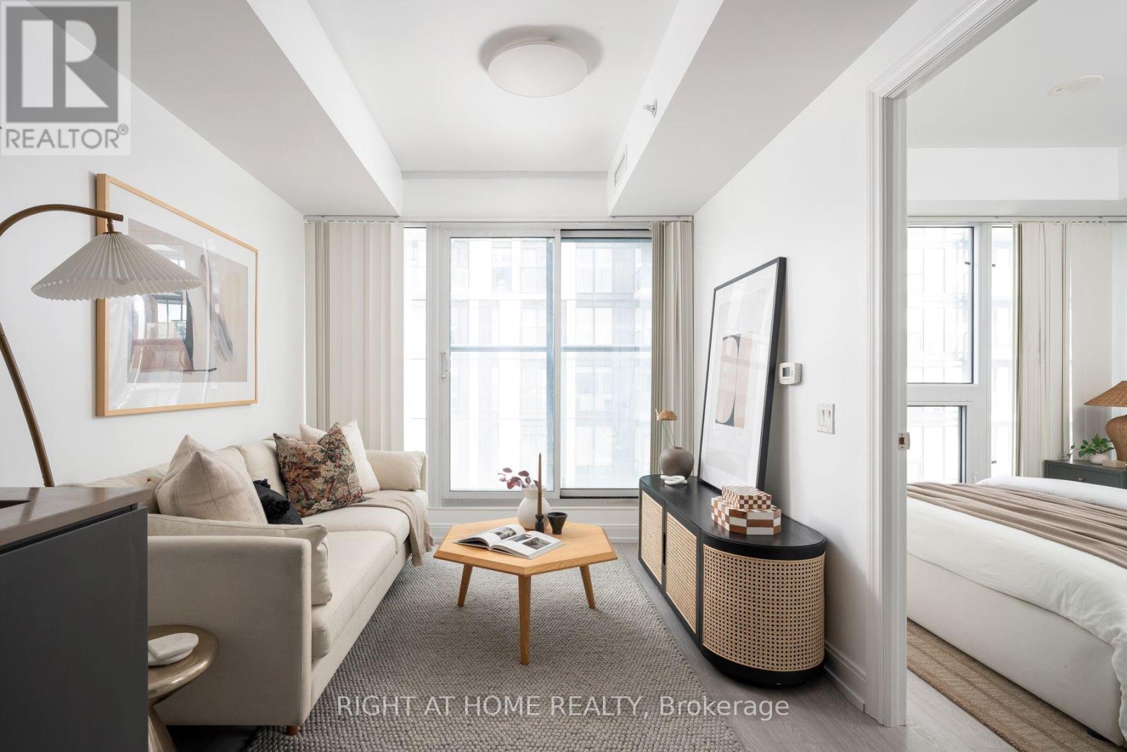 1115- 181 Dundas Street East, Toronto, ON photo 14