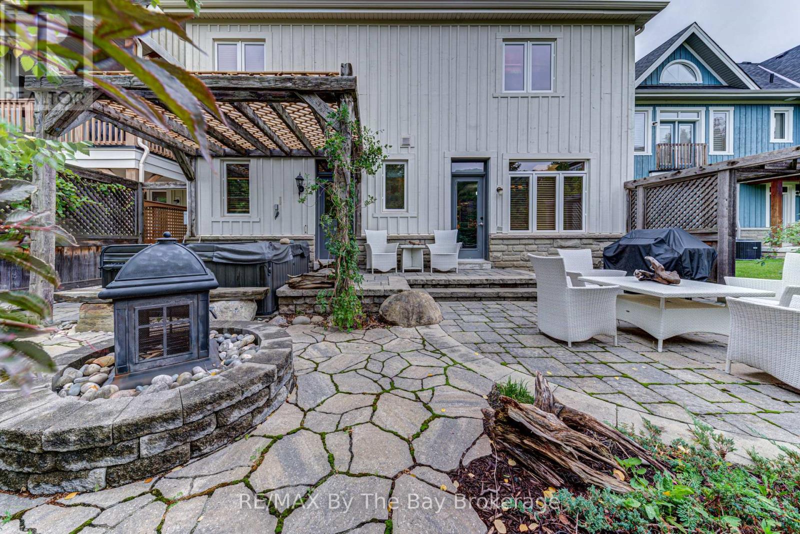 120 VENTURE BOULEVARD - 3