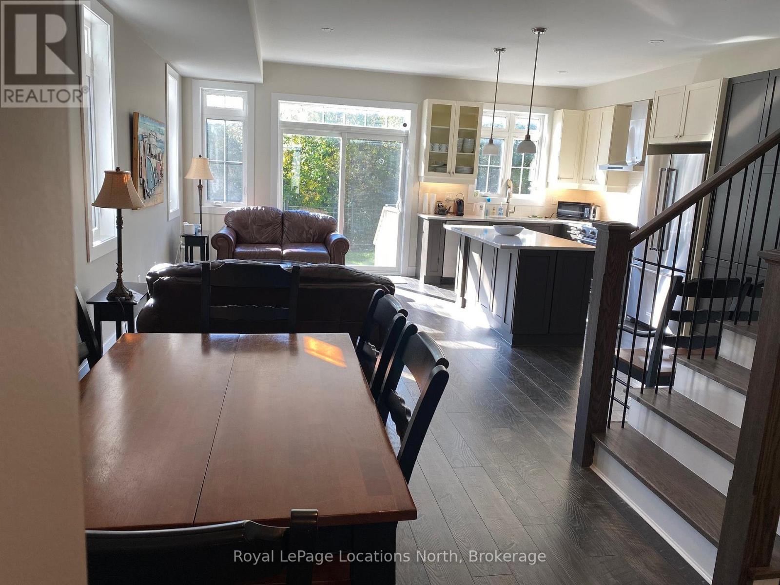 194 Yellow Birch Crescent — photo 10