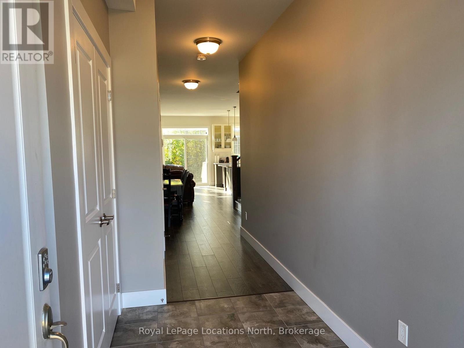 194 Yellow Birch Crescent — photo 4