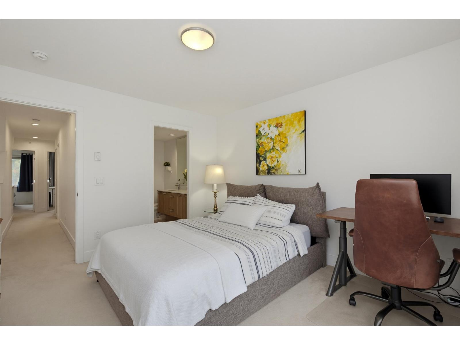 8 15918 MOUNTAIN VIEW DRIVE, White Rock - Image 1