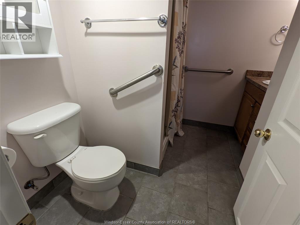 349 Tuscarora — photo 13