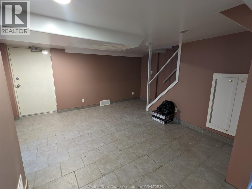 349 Tuscarora — photo 10