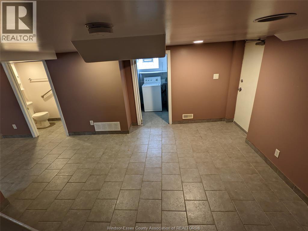 349 Tuscarora — photo 11