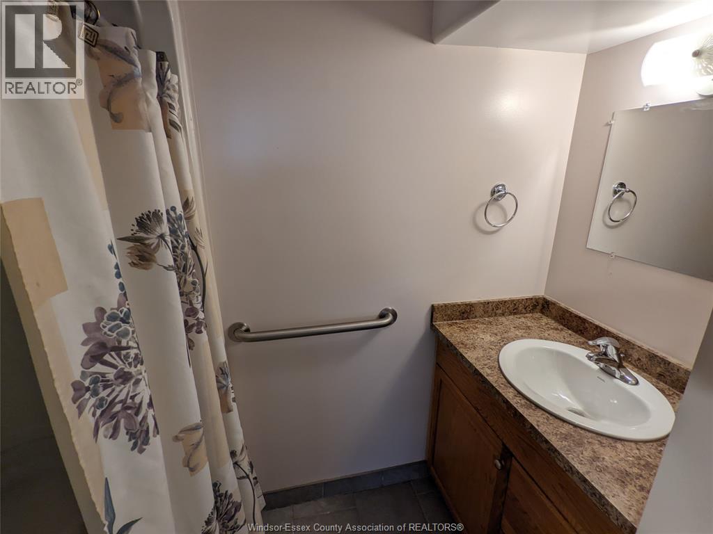 349 Tuscarora — photo 14