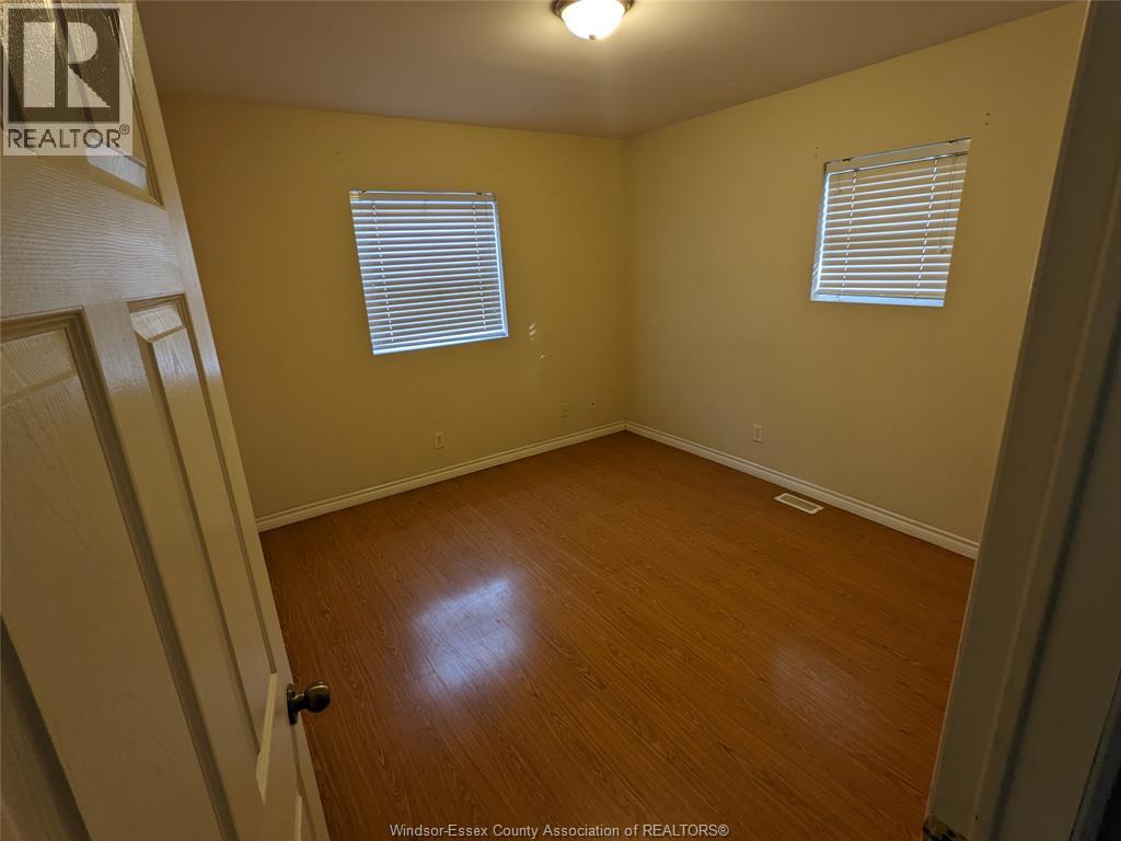 349 Tuscarora — photo 8