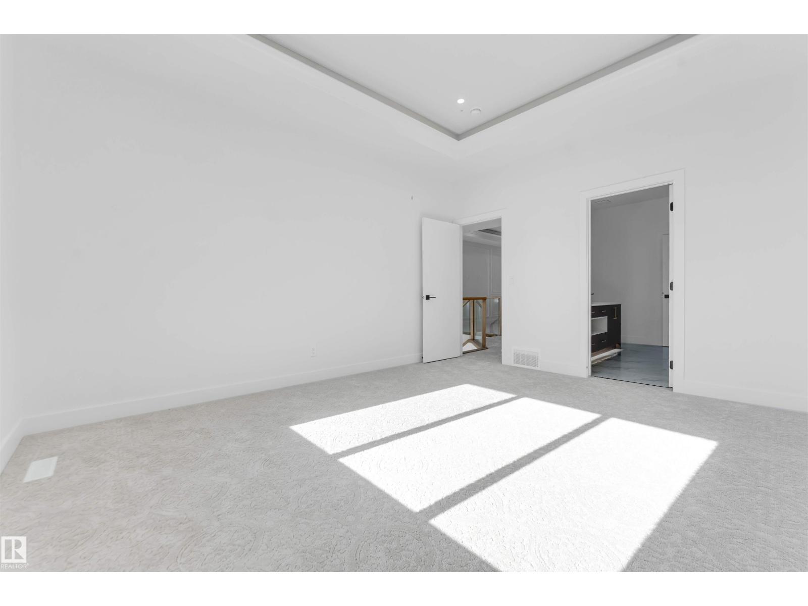 4707 17 AV SW - 31