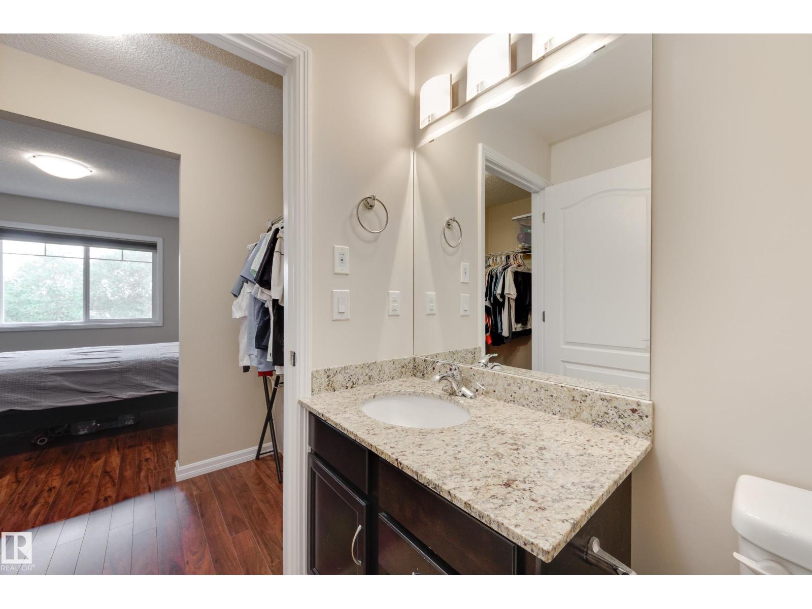 #210 271 CHARLOTTE WY - 25