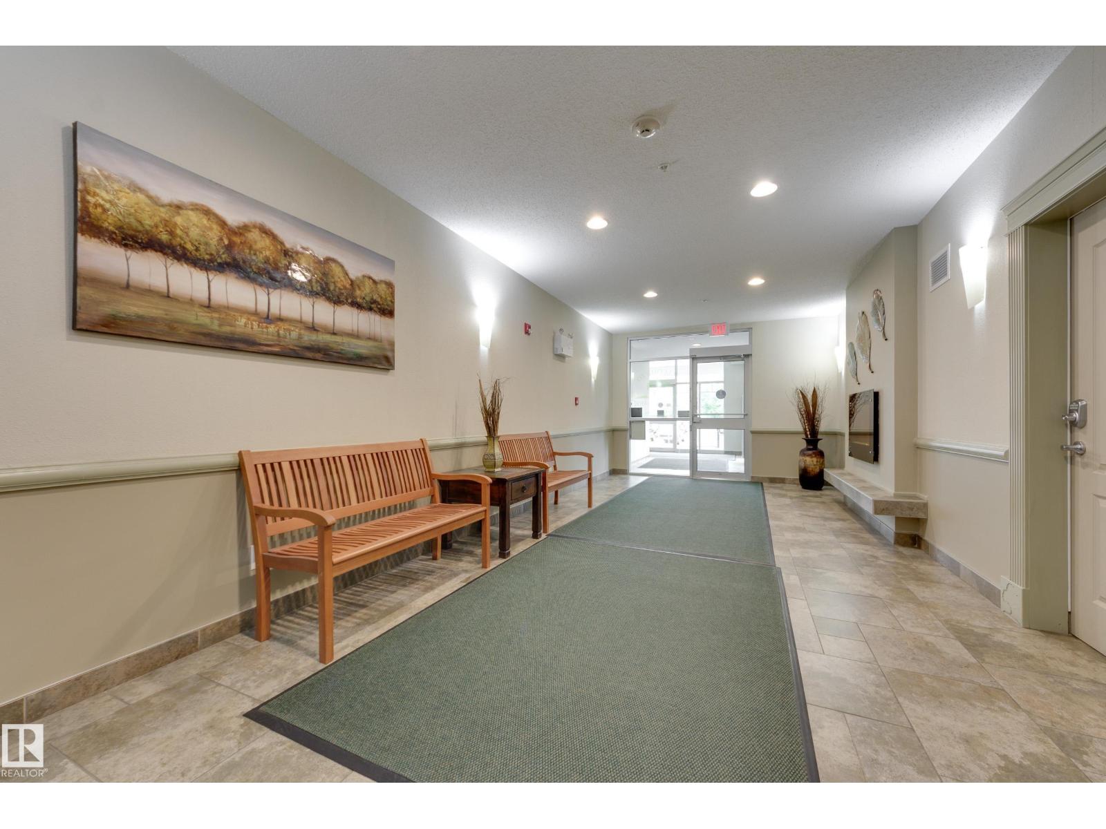 #210 271 CHARLOTTE WY - 5
