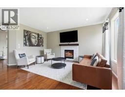 Living room - 79 Nolanfield Court Nw, Calgary, AB T3R0L8 Photo 6